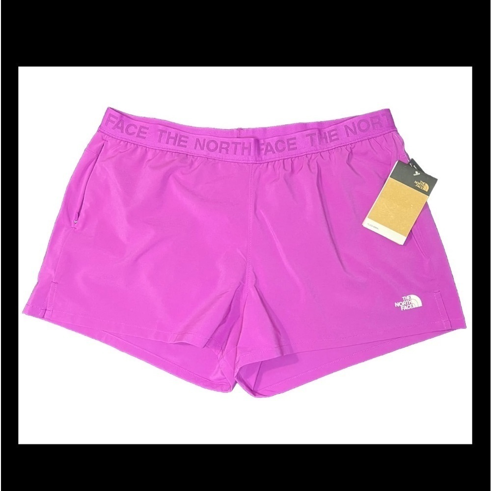 The North Face Women’s‎ Wander 3" Shorts size XL in the color purple